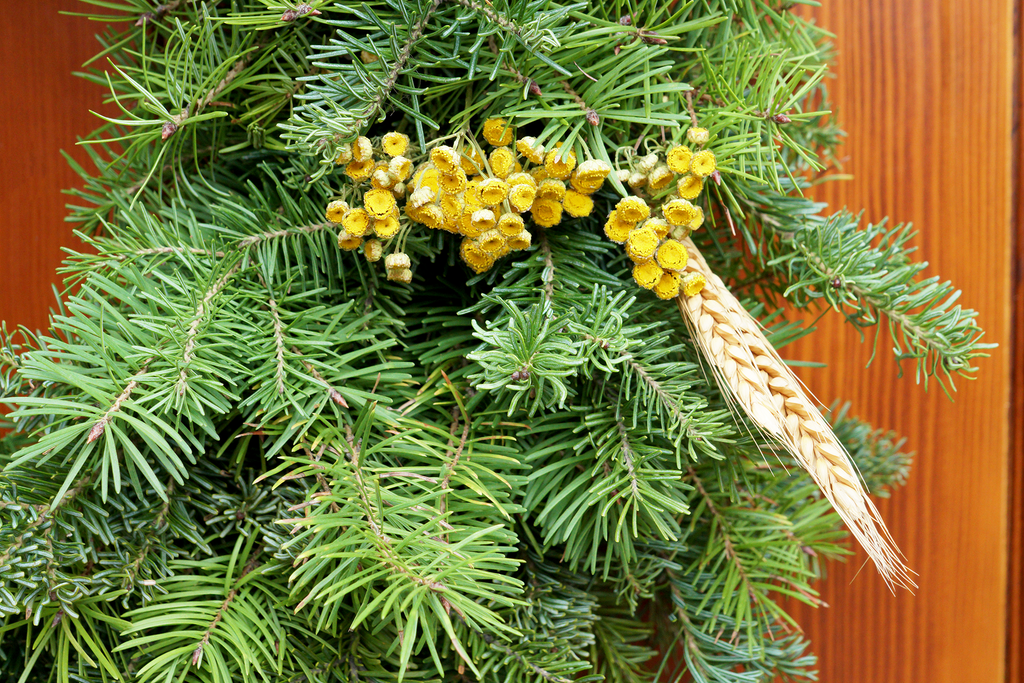 The Tansy Wreath