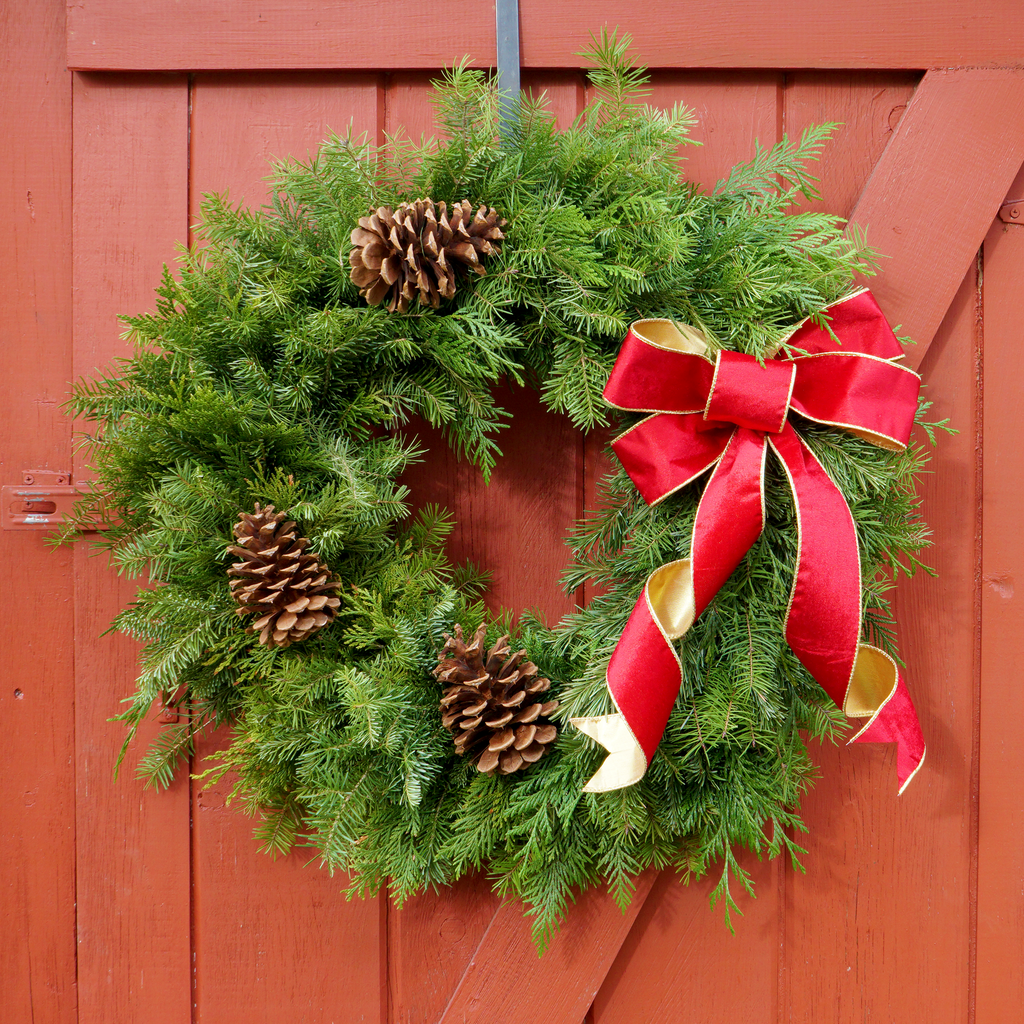 Classic Holiday Wreath