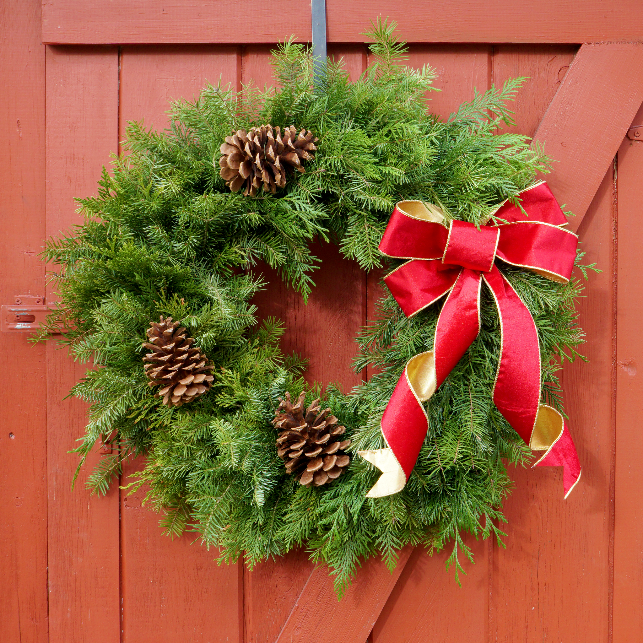 Classic Holiday Wreath